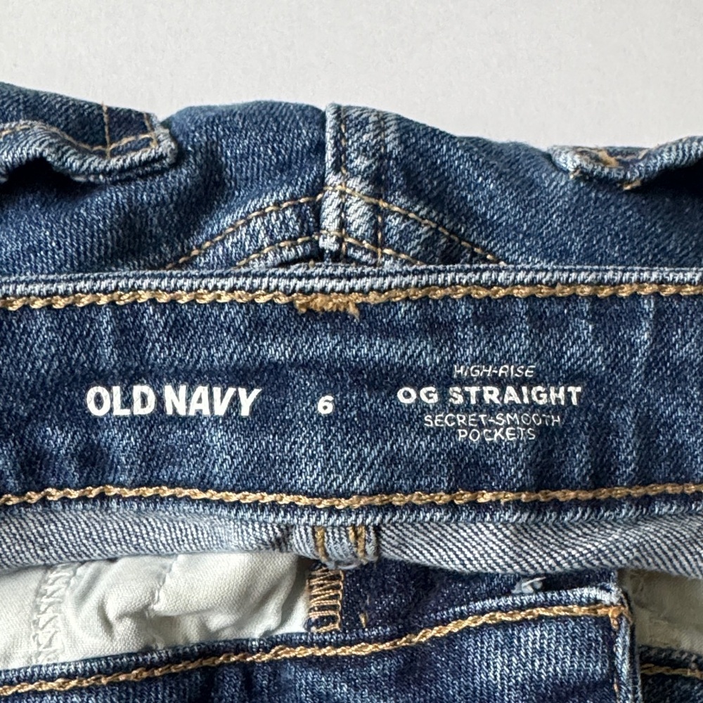 Women’s Old Navy Distressed High Rise OG Straight Denim Shorts Size 6 - Picture 6 of 7